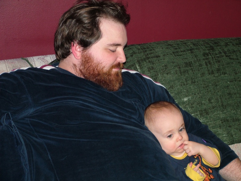 Daddy and Jakob cuddling