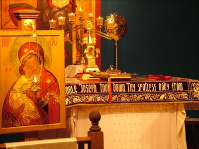 The Holy Altar covered by the Epitaphios