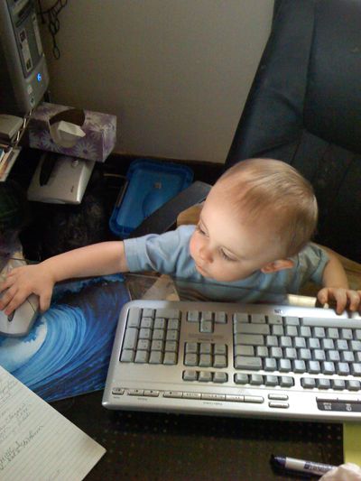 Playing with NaNa's Computer, for once.