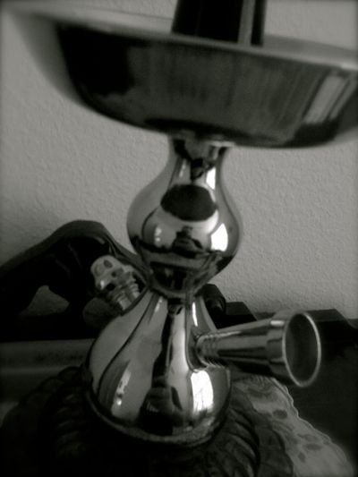 Hooka, in repose